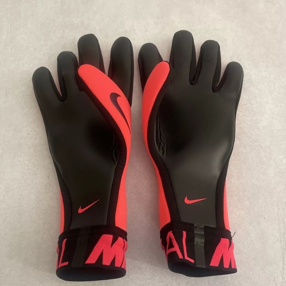 Nike Mercurial Touch VictoryGK Gloves Soccer Kids